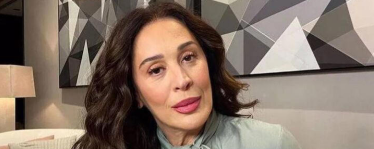 Claudia Raia fratura o tornozelo durante espetáculo e cancela apresentações no Rio e na Paraíba
