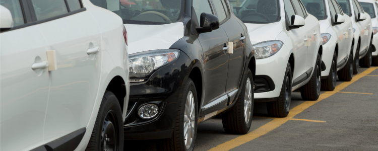 Segundo o IBGE, o carro é o meio de transporte mais utilizado no deslocamento para o trabalho no Brasil. A pesquisa do Censo 2022 mostra que a mobilidade ainda é marcada por desigualdades regionais e raciais.