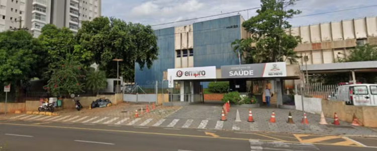 A Promotoria de Petrópolis do MPRJ cobrou das prefeituras da Serra Fluminense informações sobre protocolos médicos e estrutura hospitalar para atender possíveis vítimas de intoxicação por metanol.