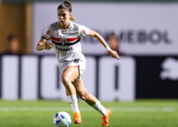 O São Paulo venceu o San Lorenzo por 2 a 0 na estreia da Libertadores Feminina 2025, em Banfield. Millene e Camilinha foram os destaques da partida.