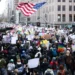 Milhões de americanos protestam contra Trump em todos os estados dos EUA sob o lema “No Kings”