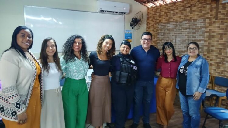 A Prefeitura de Rio das Ostras promove nesta quarta (22) a Audiência Pública “Mulheres – Gestão 2025”, na Câmara Municipal, para discutir políticas públicas e apresentar dados sobre o enfrentamento à violência e o fortalecimento da rede de proteção feminina.