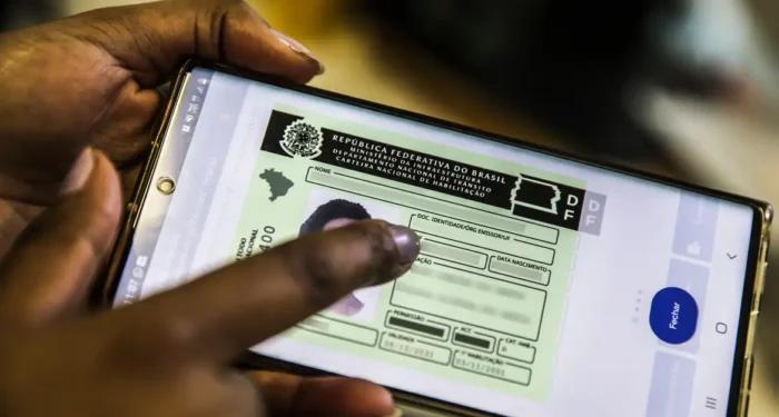 Consulta pública do Ministério dos Transportes propõe mudanças na CNH. Medida pode reduzir em até 80% o custo da habilitação e dar mais liberdade aos candidatos.