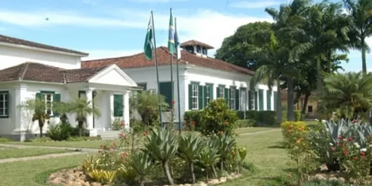 A Prefeitura de Quissamã realiza audiência pública online para discutir a Lei de Diretrizes Orçamentárias (LDO) de 2026, definindo metas e prioridades do município com transparência e participação cidadã.