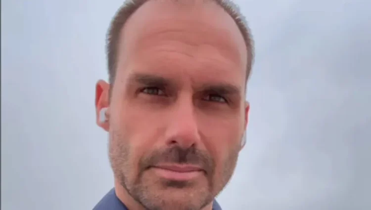 Filho do ex-presidente avalia que EUA devem cobrar garantias de liberdade e direitos humanos do Brasil.