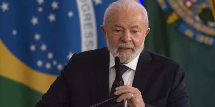 Donald Trump convidou Lula para integrar o Conselho de Paz para Gaza. Grupo reunirá líderes mundiais e prevê contribuição financeira dos países-membros.