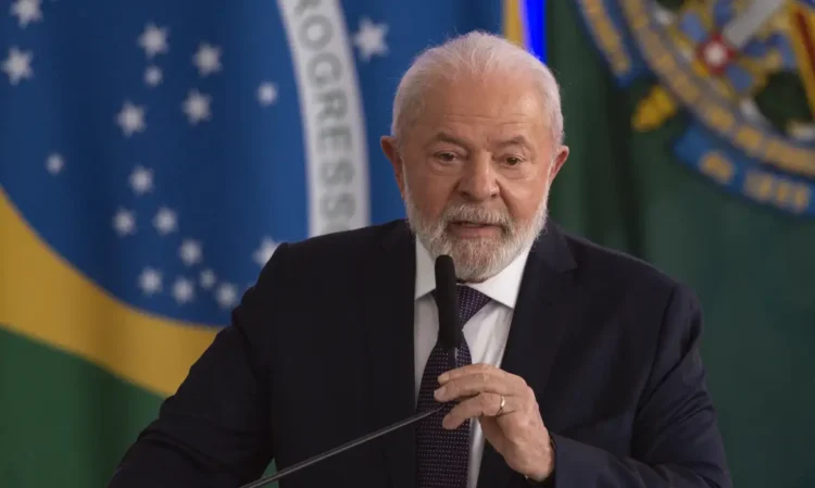 Donald Trump convidou Lula para integrar o Conselho de Paz para Gaza. Grupo reunirá líderes mundiais e prevê contribuição financeira dos países-membros.