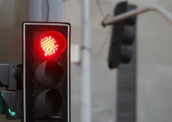 CNH pode ficar até 80% mais barata: governo propõe fim da obrigatoriedade de aulas em autoescola. Consulta pública já está aberta e texto seguirá para o Contran após contribuições.