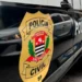 Polícia fecha fábrica clandestina de uísque, gim e vodca em Americana. Duas pessoas são presas e governo de SP confirma mortes por intoxicação com metanol.