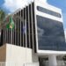 Macaé atualiza tabelas salariais dos níveis Fundamental I e II, corrigindo distorções antigas e beneficiando quase dois mil servidores.