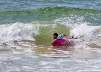 Etapa final do Bodyboarding BB Lagos movimenta fim de semana em Macaé; veja categorias e destaques.