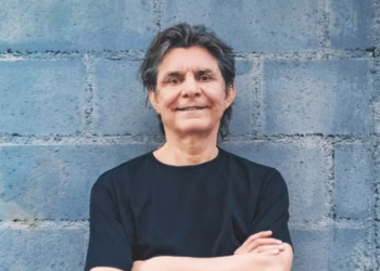 Morre Lô Borges, cantor e compositor do Clube da Esquina, aos 73 anos em Belo Horizonte; deixa legado marcante na música brasileira.