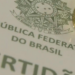 Censo 2022 do IBGE revela que 38,9% das uniões conjugais no Brasil são consensuais, superando os casamentos civis e religiosos. Tendência é mais forte entre jovens, pessoas de baixa renda e casais sem religião.