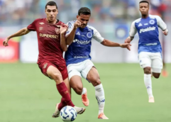 Cruzeiro empata e mantém terceira colocação no Campeonato Brasileiro 2025