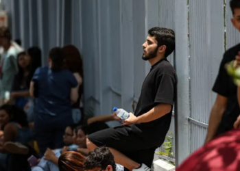 O Inep anunciou a anulação de três questões do Enem 2025 após identificação de similaridades com conteúdos divulgados nas redes sociais. Polícia Federal investiga possível vazamento.