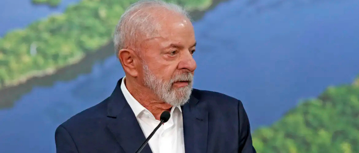 EUA suspendem tarifa de 40% após conversa entre Lula e Trump