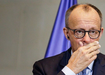 Alemanha emite retratação oficial após comentários desdenhosos do chanceler Friedrich Merz sobre Belém. Comunicado destaca beleza da Amazônia e parceria com o Brasil na COP30.