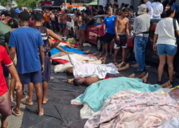 Nova etapa da investigação da Operação Contenção prende cinco PMs no Rio. Agentes são suspeitos de crimes militares registrados por câmeras corporais durante ação que resultou em 122 mortes.