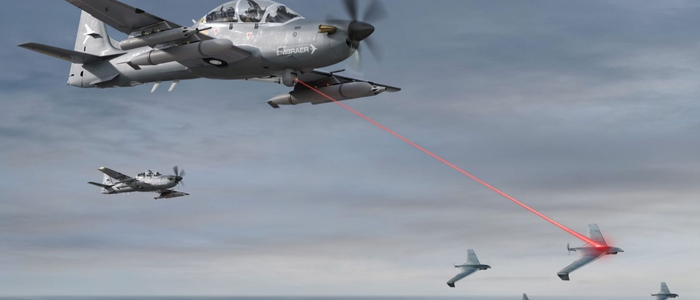 Embraer apresenta Super Tucano antidrone com sensores e armas guiadas de alta precisão