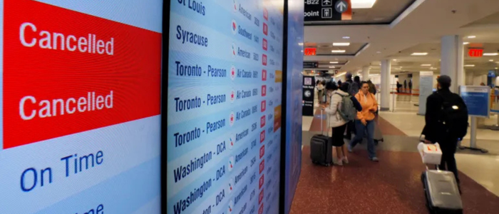 Falta de controladores paralisa aeroportos e mais de 5 mil voos nos EUA
