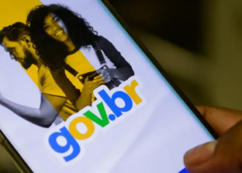 O aplicativo gov.br recebe atualização com melhorias em acessibilidade, navegação e segurança, beneficiando pessoas com deficiência e ampliando a inclusão digital no acesso a serviços públicos.