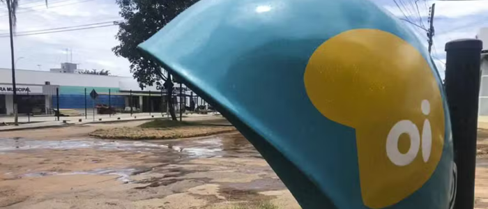Mesmo com falência decretada, TJRJ autoriza Oi a seguir repasses para a V.tal