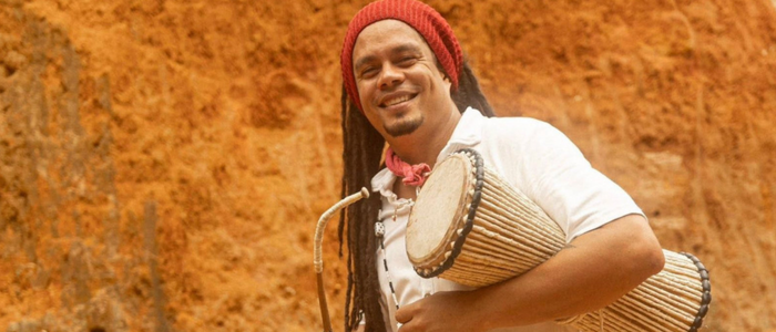 CriaSana promove programação gratuita de 21 a 24 de novembro em Sana, reunindo arte, memória, empreendedorismo e tradições afro-brasileiras. Oficinas, teatro, música e capoeira marcam o evento.