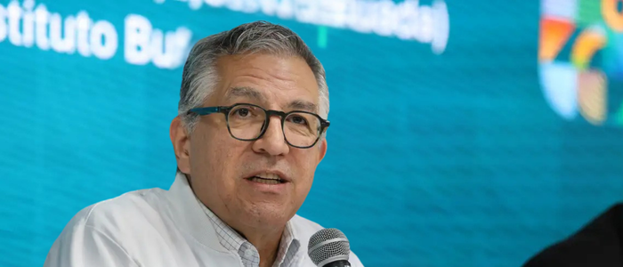 Anvisa aprova a vacina Butantan-DV, a primeira dose única contra dengue. O SUS iniciará a vacinação em 2026, com potencial de ampliar grupos etários e reduzir casos e mortes no país.