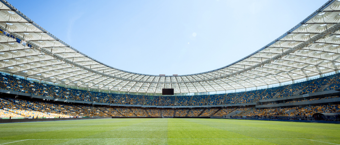 Comissão de Constituição e Justiça da Alerj aprova venda de 75 imóveis do Estado do Rio de Janeiro, incluindo Maracanã, Engenhão e Central do Brasil, para levantar recursos e reduzir dívida pública.