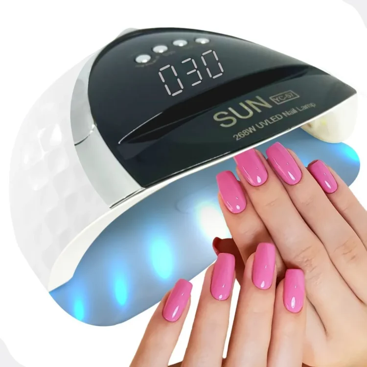 Anvisa proíbe duas substâncias usadas em esmaltes e unhas em gel por risco de câncer e infertilidade.