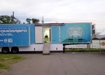 Ação em Cabo Frio oferece 90 exames de tomografia por dia, sem custo à população.