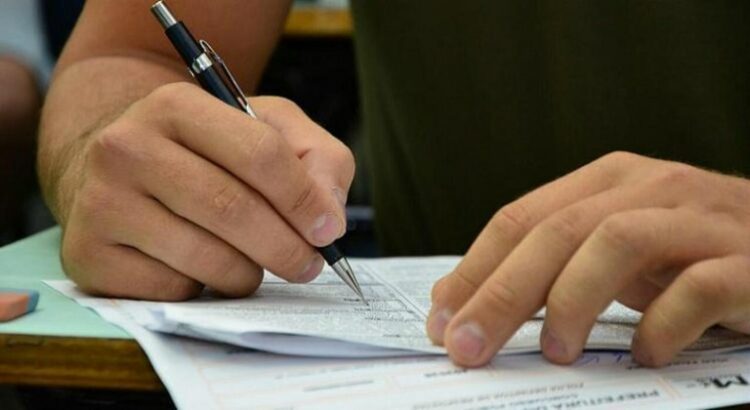 Concurso da Alerj oferece 101 vagas e amplia prazo de inscrição; provas serão em fevereiro de 2026.