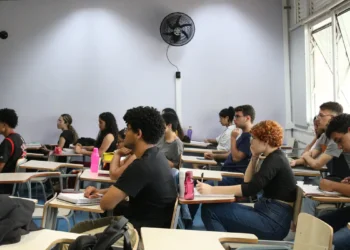 Últimos dias para participar do concurso da Alerj, que oferece 101 vagas.
