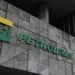 Petrobras aprova R$ 12,16 bilhões em proventos, R$ 0,94320755 por ação, com pagamentos em 20/2 e 20/3 de 2026.