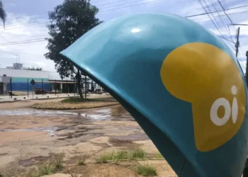 Oi é declarada insolvente pela Justiça do Rio, que determina continuidade provisória dos serviços.