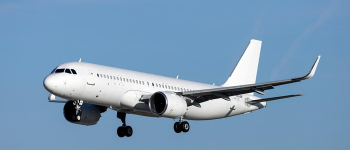 Aviação civil no Brasil bate recorde com 54 meses de alta. Governo anuncia R$ 4 bilhões em crédito para companhias aéreas investirem em frota e modernização.
