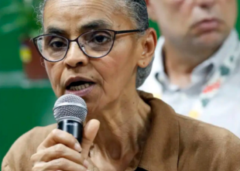 Durante o encerramento da COP30 em Belém, Marina Silva ressaltou avanços como o fortalecimento de povos tradicionais, novos mecanismos de financiamento climático e o lançamento do Fundo Florestas Tropicais para Sempre.