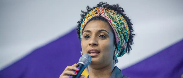 Harvard homenageia Marielle Franco com a Medalha W.E.B. Du Bois de 2025, destacando sua contribuição à justiça social e à defesa das populações negras e periféricas.