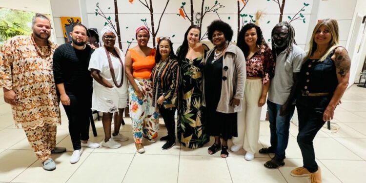 Rio das Ostras celebra o Dia da Consciência Negra com oficinas, feijoada literária, capoeira e exposição aberta ao público.