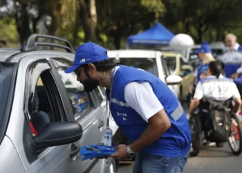 Alerj aprova projeto que autoriza o pagamento de multas e serviços do Detran-RJ por Pix; texto vai à sanção.