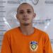 Polícia procura serial killer e comparsa que fugiram de prisão de segurança máxima.