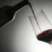 Especialistas afirmam que os possíveis benefícios do vinho para o coração são pequenos e não superam os riscos do álcool. Veja o que a ciência realmente diz.