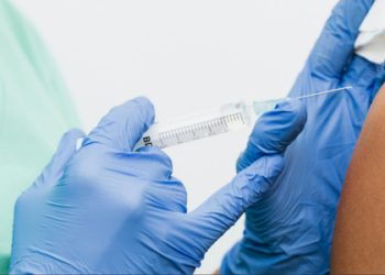 Brasil inicia vacinação contra dengue em 2026 com imunizante de dose única do Butantan