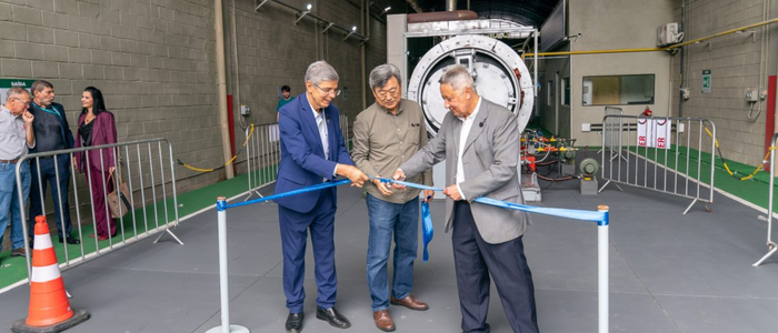 Pesquisa na UFRJ transforma lixo e CO₂ em produtos úteis para indústria e energia