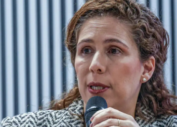 CNU 2025 aplica prova discursiva para 42 mil candidatos; abstenção é de 20% e resultados preliminares saem em 23 de janeiro.