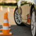 Motoristas sem infrações poderão renovar a CNH automaticamente e sem custos. Nova política integra o programa CNH do Brasil e começa a valer em 2026.