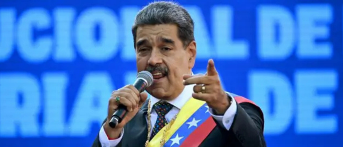 Caracas denuncia intervencionismo dos EUA e recebe apoio da Rússia, que alerta para riscos de escalada militar no hemisfério ocidental.
