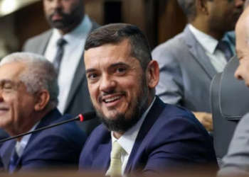 Após liberdade, Bacellar pede licença e segue sob restrições impostas pelo STF