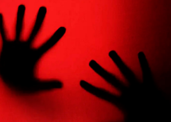 Mais de 71 mil casos de violência doméstica foram registrados no Rio de Janeiro em 2025, e o TJRJ mantém serviços de acolhimento durante o recesso.