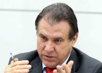 Luiz Marinho afirma que 2026 pode favorecer a aprovação da jornada de 40 horas semanais e do fim da escala 6x1 no Congresso Nacional.